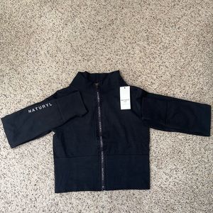 Naturyl by Niykee cropped jacket